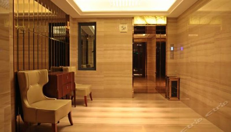 Recepción - Spring Hotel
