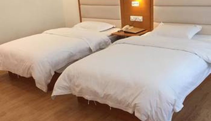 Camera - Huahuitong Business Hotel (high-speed railway station store)