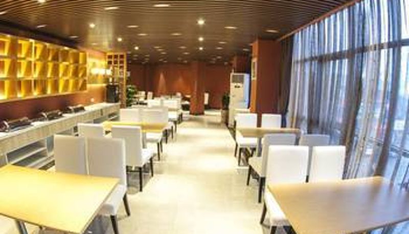 Sala prima colazione all'interno del ristorante - Ausa Hotel (Jiangmen Kaiping Bus Terminal Branch)