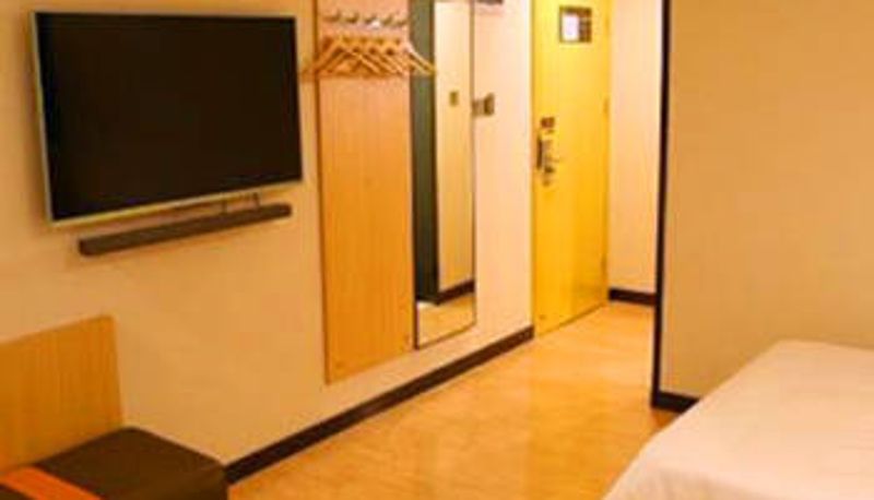 Room - 7 Days Premium (Luoyang Mudan Square Subway Station Store)
