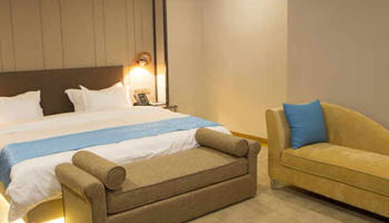 Zimmer - Dinghao W Hotel (Gaozhou Chengdong Passenger Station Store)