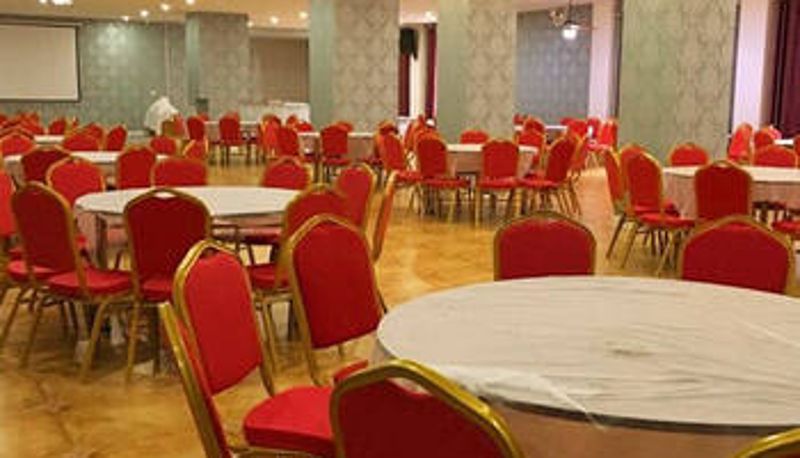 Sala prima colazione all'interno del ristorante - ConocoPhillips Holiday Inn
