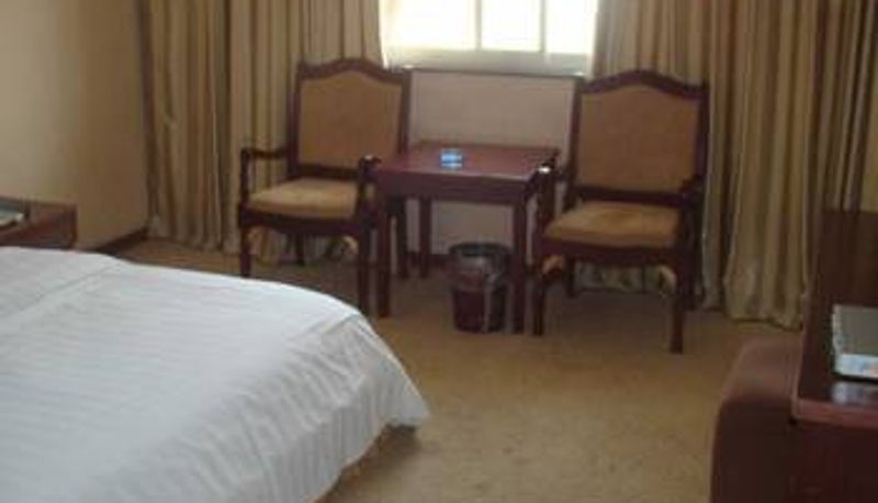 Zimmer - Jinyue Business Hotel