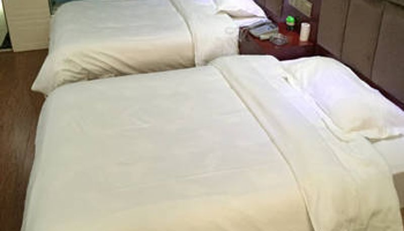 Zimmer - Jinyue Business Hotel