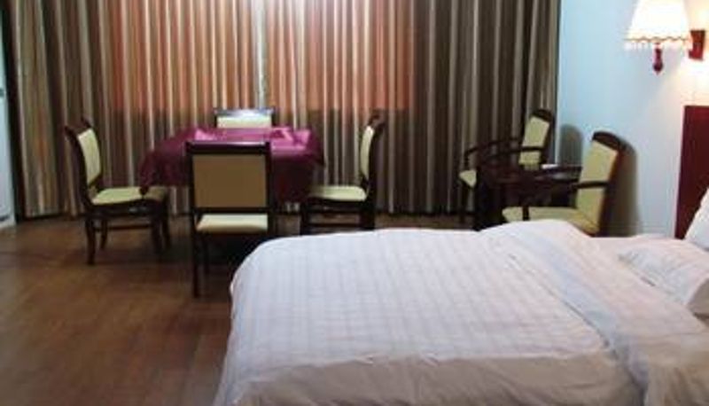 Zimmer - Danzhou Shunhao 24 Hour Movie Hotel (Summer Square Branch)