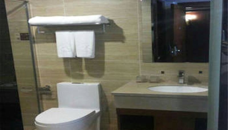Zimmer - Longyi Business Hotel (Cangnan EMU Station Store)