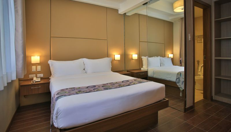 Junior suite - Valero Grand Suites by Swiss-Belhotel