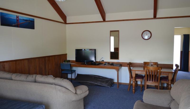 Info - Anatoki Lodge Motel