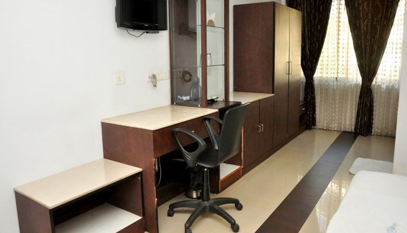 Standard room (double) - Hotel Mayur Residency