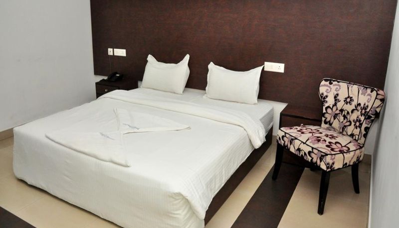 Standard room (double) - Hotel Mayur Residency