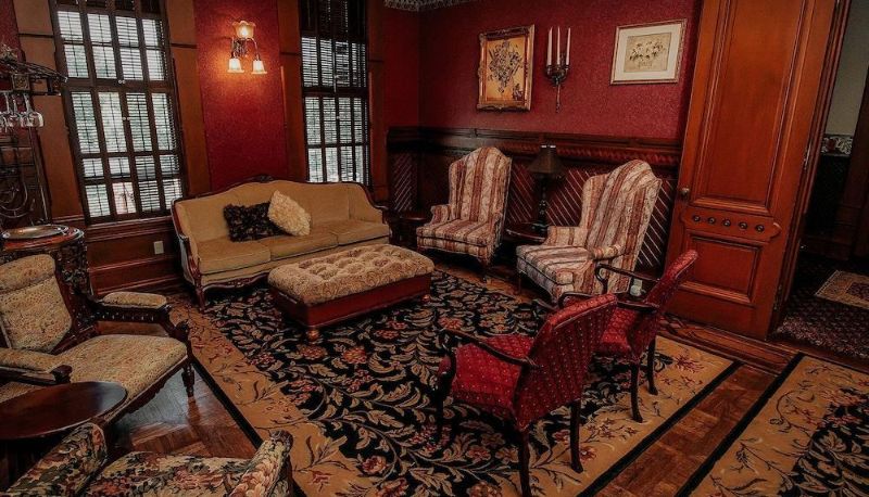 Hall - Inn at Pine Terrace