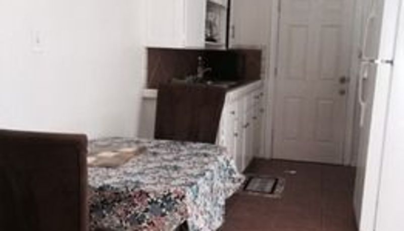 Info - Center of the Valley one Bedroom