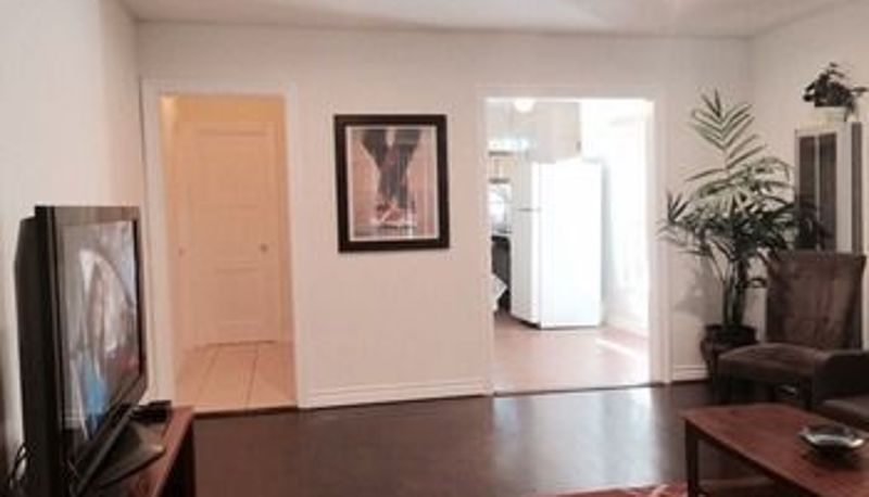 Info - Center of the Valley one Bedroom