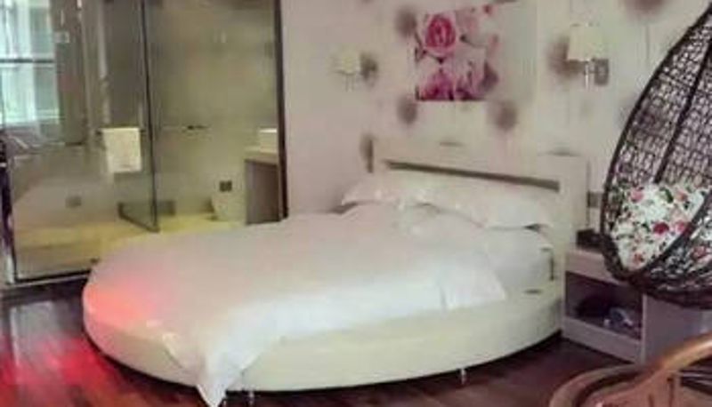 Camera - Wanjia Business Hotel