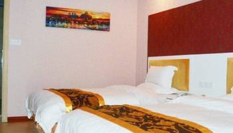 Camera - Super 8 Hotel