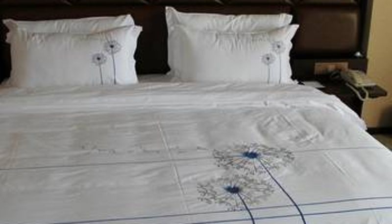 Habitación - Gold Dragon Harbour Hotel