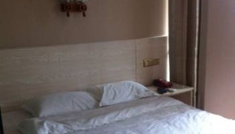 Kamer - 188 Theme Hotel (Linchuan Avenue Branch)