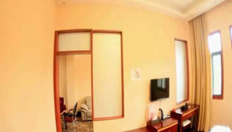 Zimmer - Taber Business Hotel