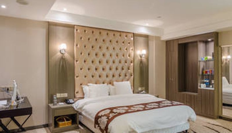 Kamer - Wealth Holiday Hotel
