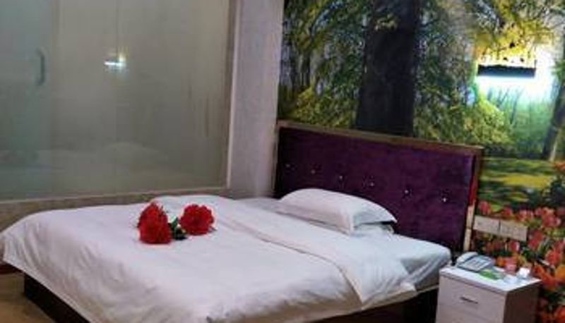 Camera - Mianzhu Jinhuangxuan Business Theme Hotel (Central Plaza Store)