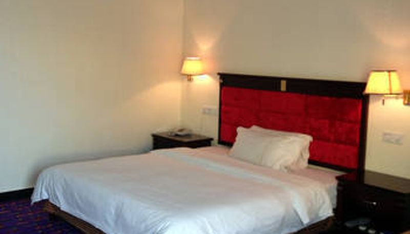 Zimmer - Jiarun Business Hotel