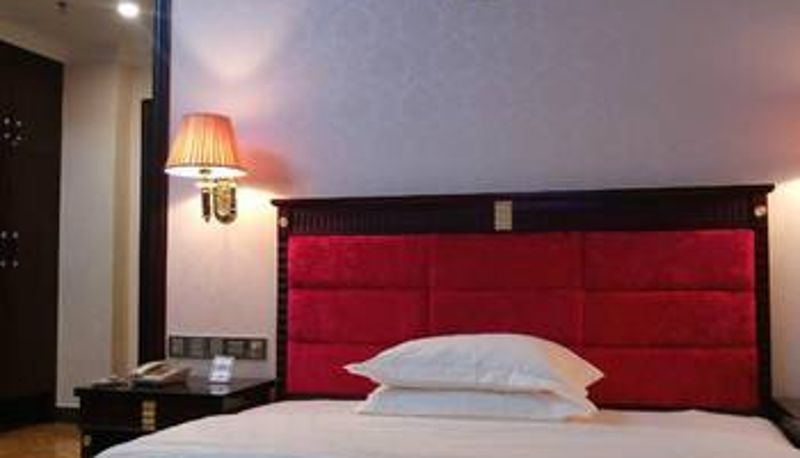 Zimmer - Jiarun Business Hotel
