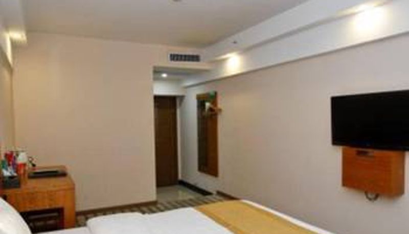Kamer - Yimi Sunshine Selection Hotel (High Speed Rail South Station Store)