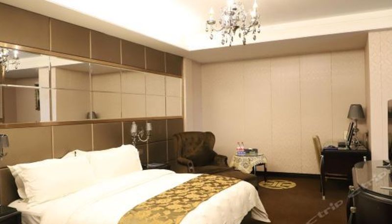 Pokój typu superior - Xinhua Huatian Hotel