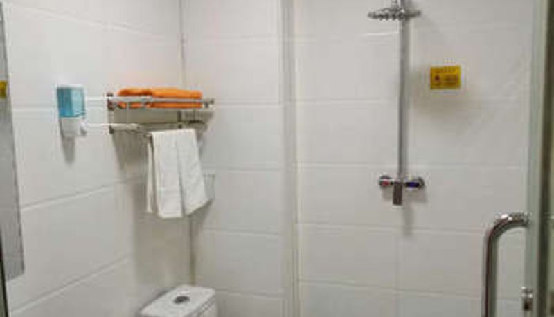 Room - Zhangye Yihai Hotel (People's Hospital Store)