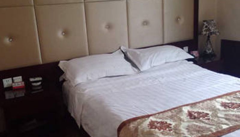 Kamer - Jinhuan Hotel (Korla Renmin East Road Branch)