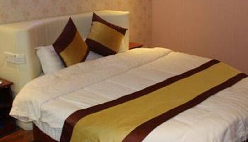 Kamer - Yidu Express Hotel (Shangqiu Normal University)