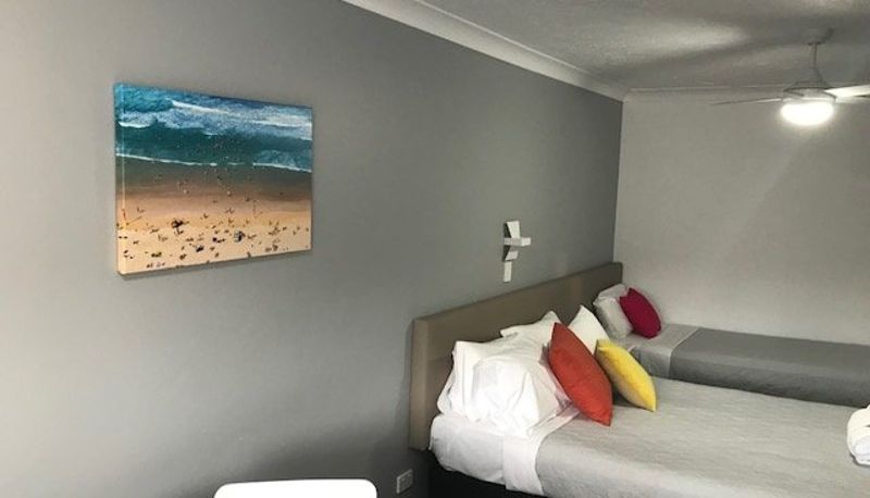 Info - Gold Coast Inn