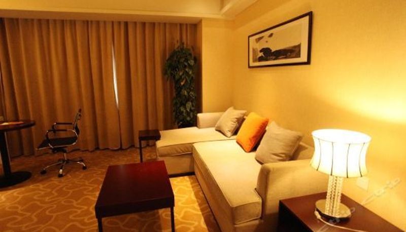 Suite - Manju Hotel