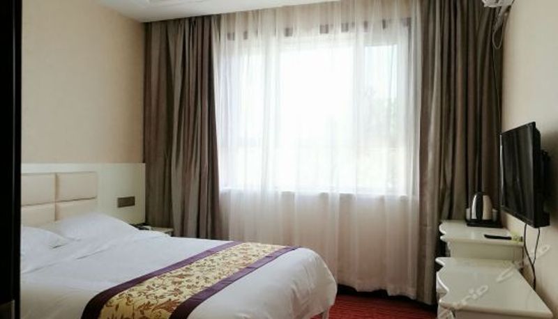 Camera superior - Jinxuan Hotel (Urumqi Miquan No.1 Middle School)