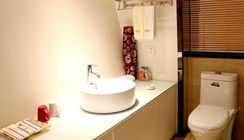 Vista interior - Milan Holiday Hotel