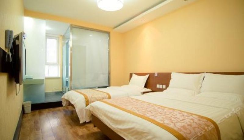 Camera per famiglia - Tourist Hotel