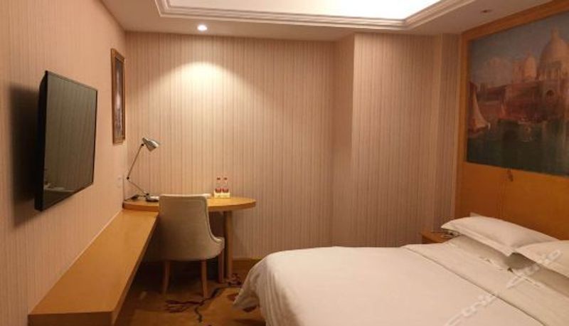 Camera standard - Borrman Hotel (Changde Shiqiang Park Pedestrian Street)