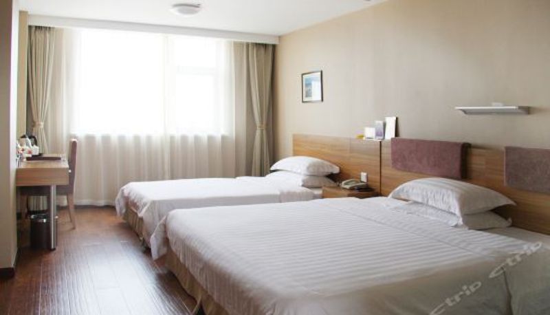 Tripla - Haixing Business Hotel