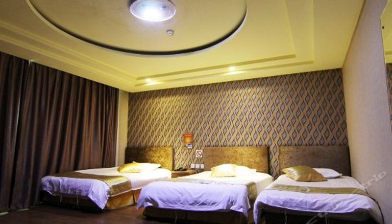 Pokój trzyosobowy - Gangwan Hotel