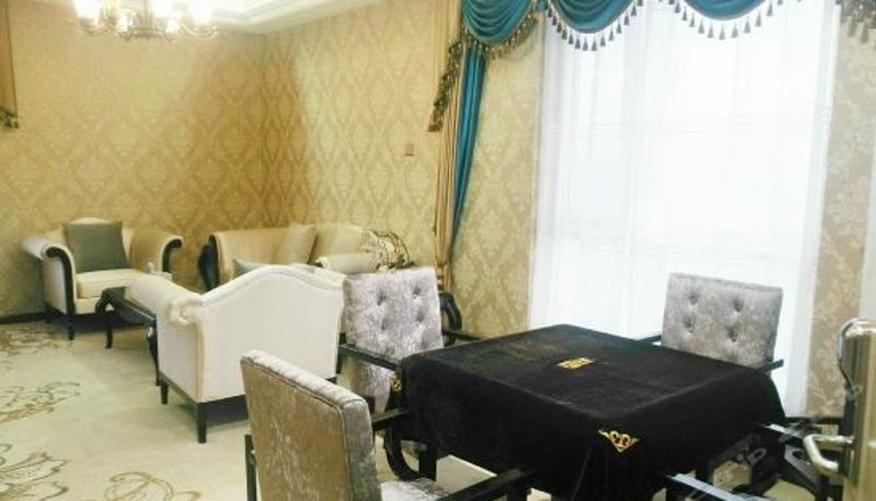 Suite - Yuehao Boutique Hotel
