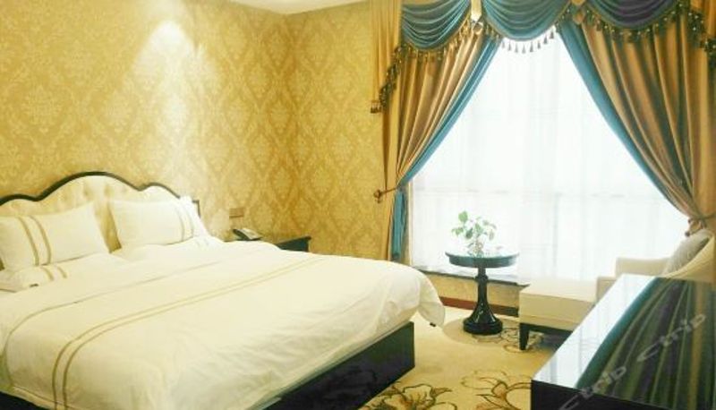 Suite - Yuehao Boutique Hotel