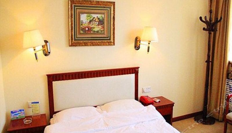Business room - Rongqiao Hotel