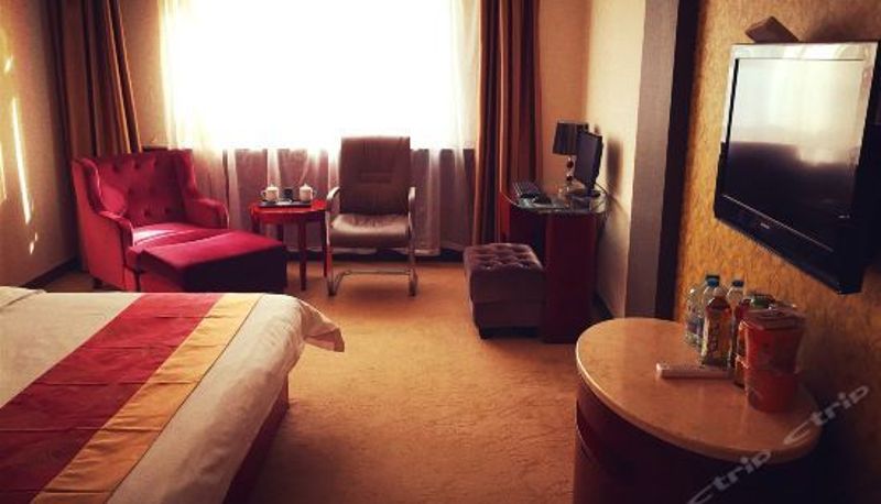 Suite - Jinyuan Business Theme Hotel
