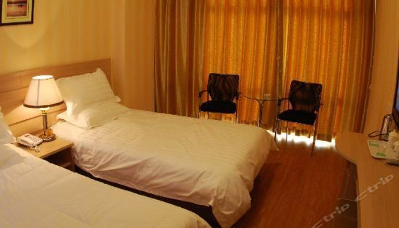 Pokój typu business - Dantie Hotel