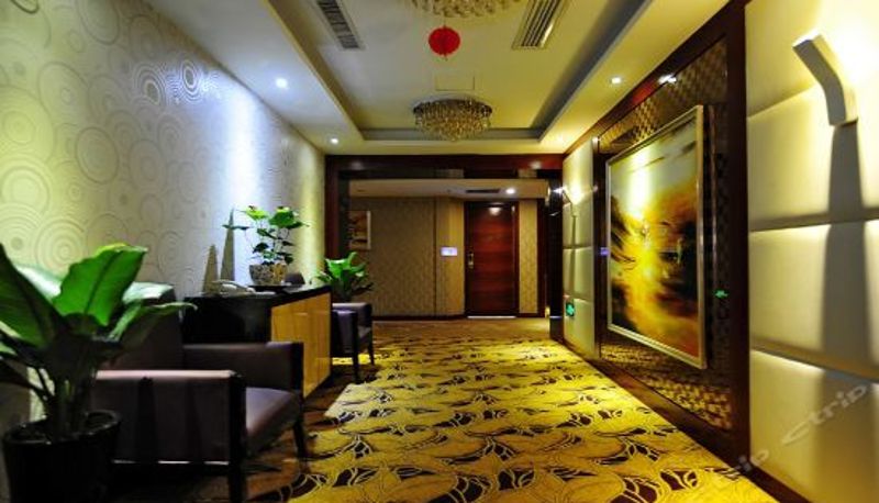 Rezeption - Ease Inn (Zunyi Xianggang Road Boutique)
