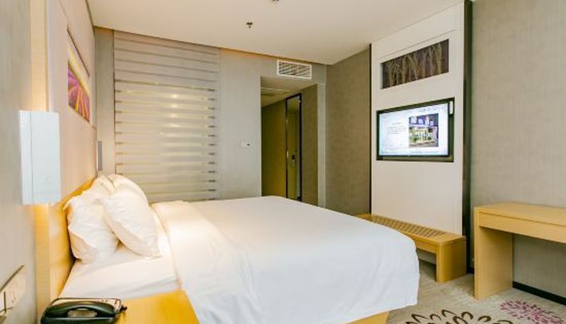 Camera business - Lavande Hotel (Chongqing Tongliang Wanda Plaza Gas Building)