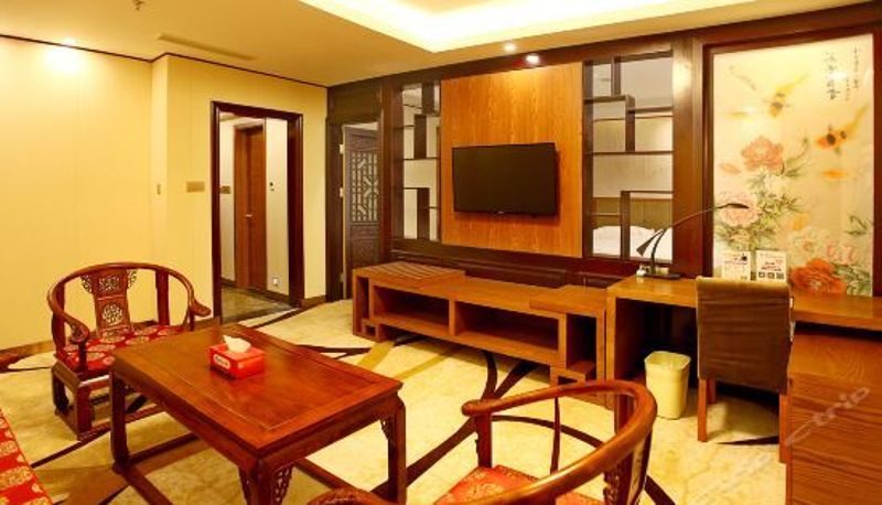 Suite - GreenTree Eastern Hotel (Liaocheng Development Zone Zhenhua Shopping Center)