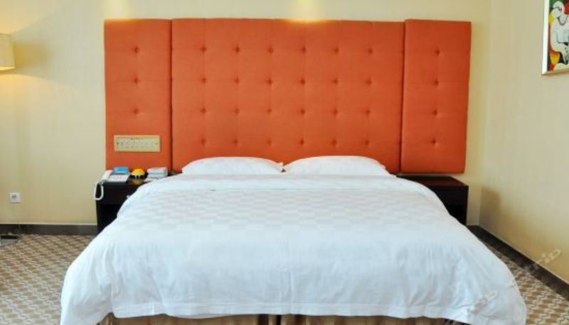 Chambre avec vue sur le lac - Yijing Holiday Hotel (Linyi Yimeng Road Party School)