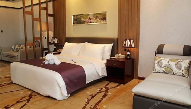 Suite - Emma Riess Hotel