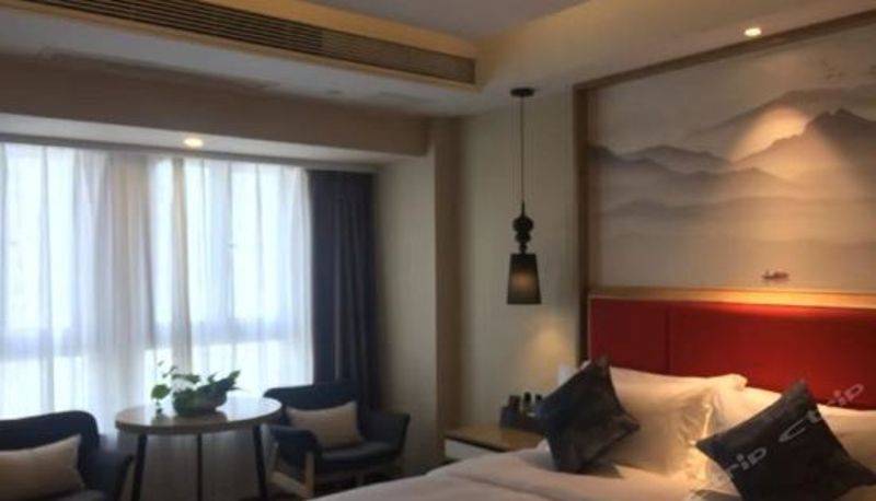 Suite - Kresting Hotel (Chongqing Headquarters City)